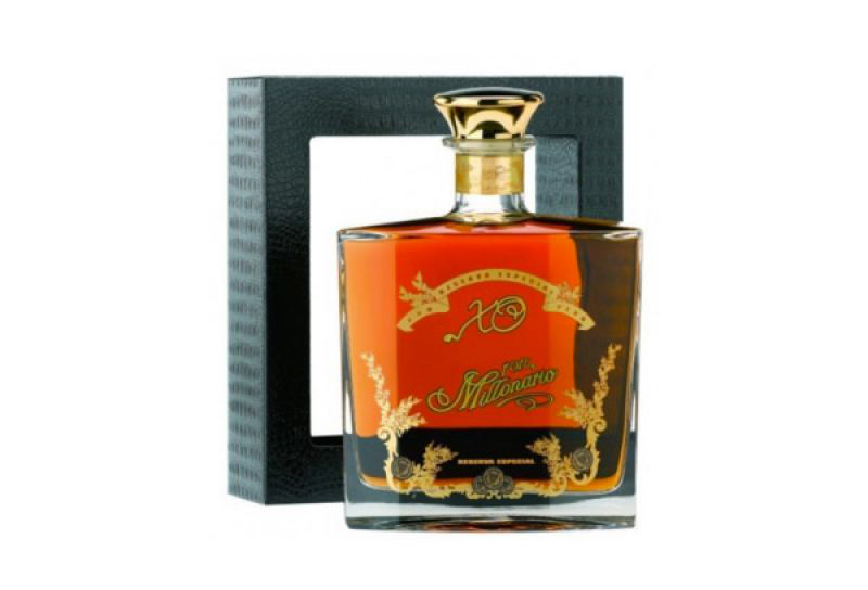 Bottiglie di liquori particolari: quando la bottiglia diventa arte